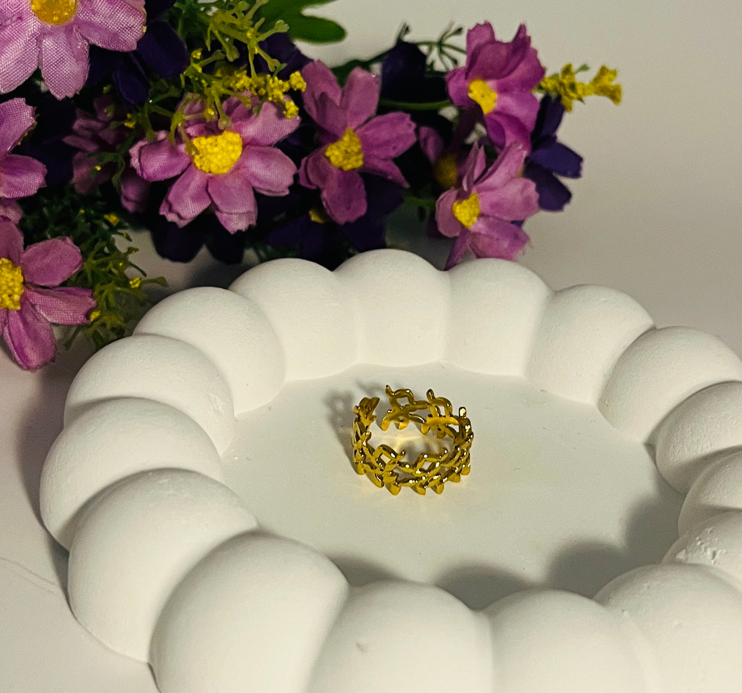 Bitsy Adjustable Band Ring