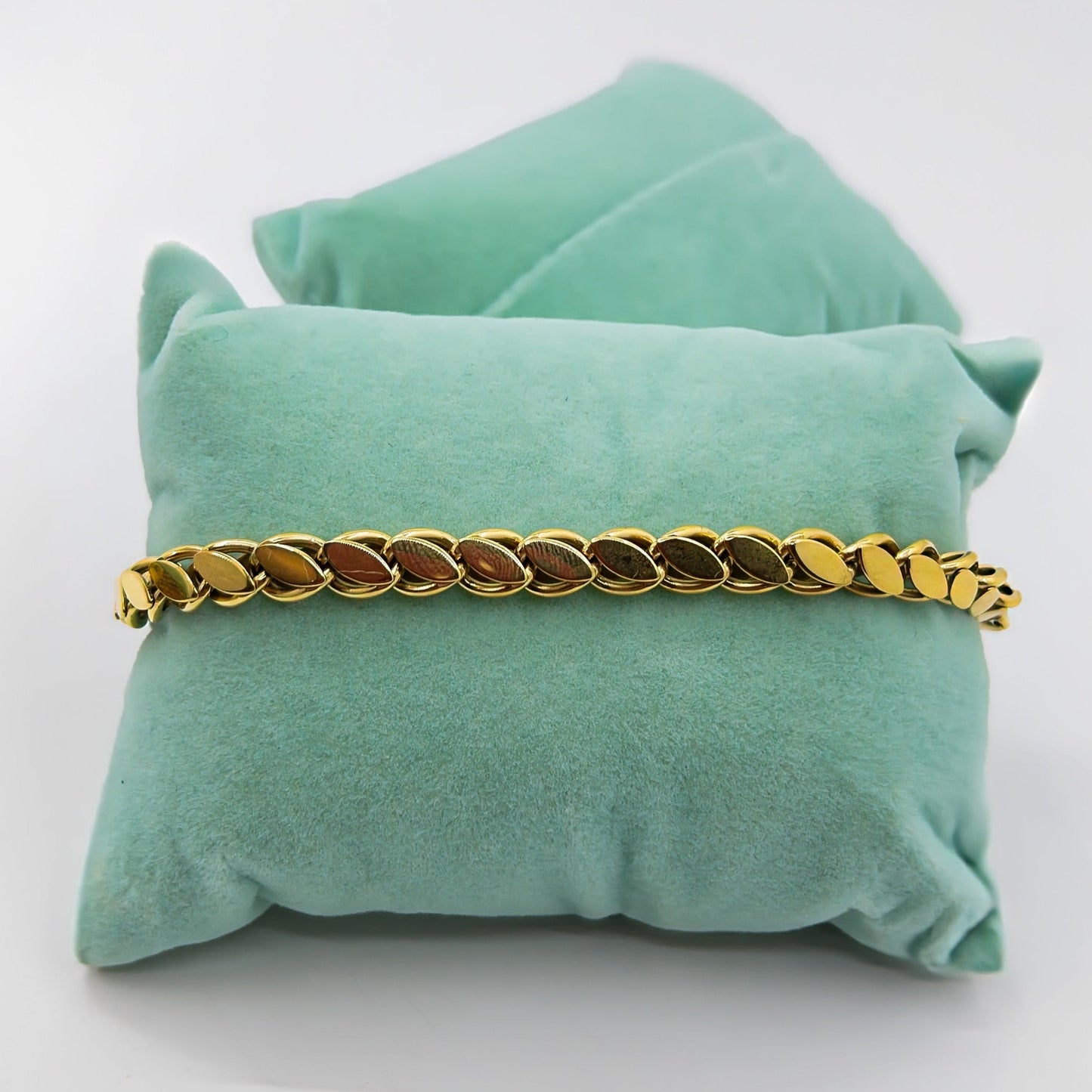 Anti Tarnish Gold Plated Chunky Bracelet