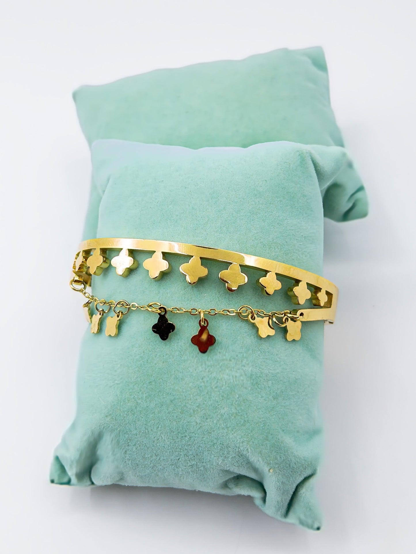 Anti Tarnish Gold Plated Hanging Bracelet