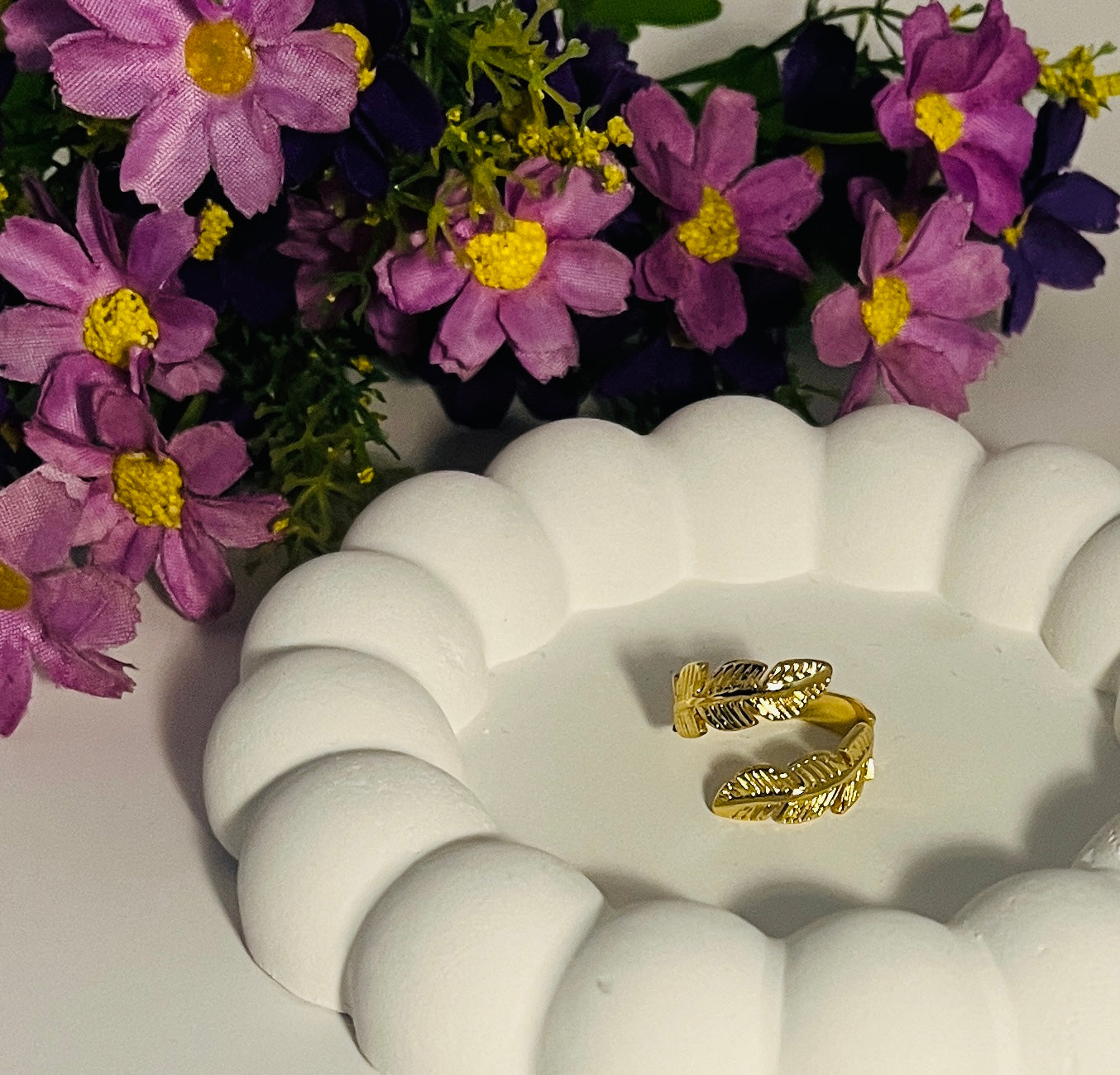 Adjustable Leaf Band Ring