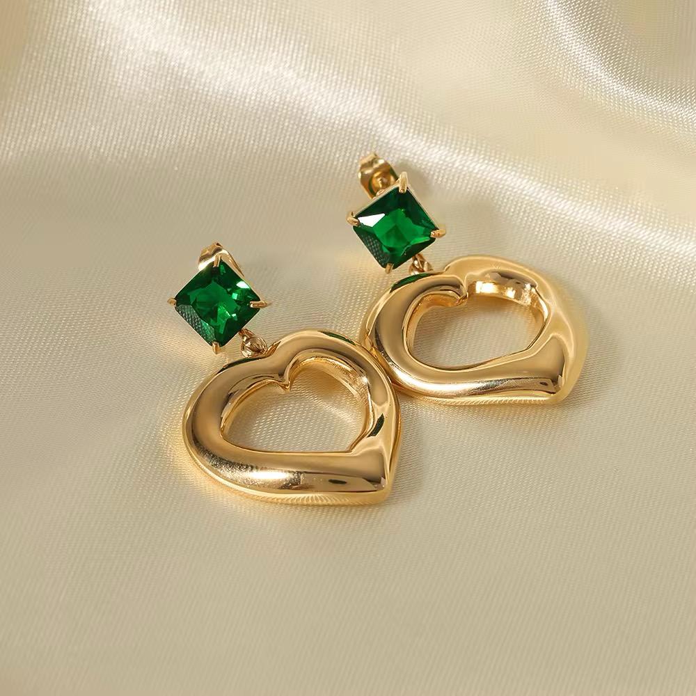 Anti-Tarnish Gold Plated Heart Dangler Emerald Green Tops