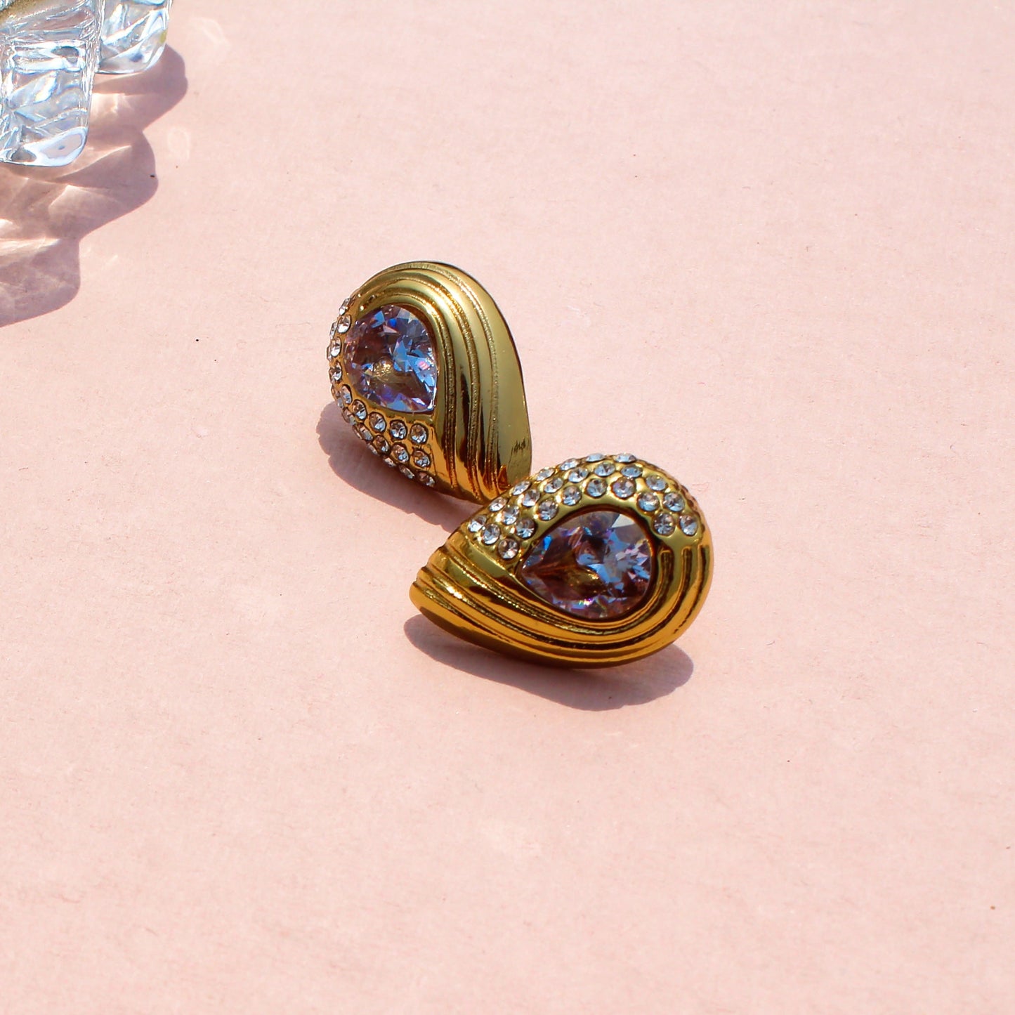 Anti-Tarnish Gold Plated AD Leaf Tops with Gemstone