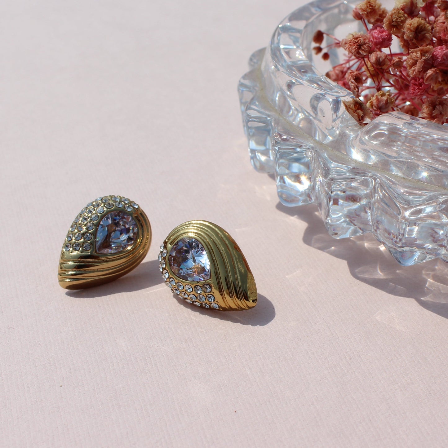 Anti-Tarnish Gold Plated AD Leaf Tops with Gemstone