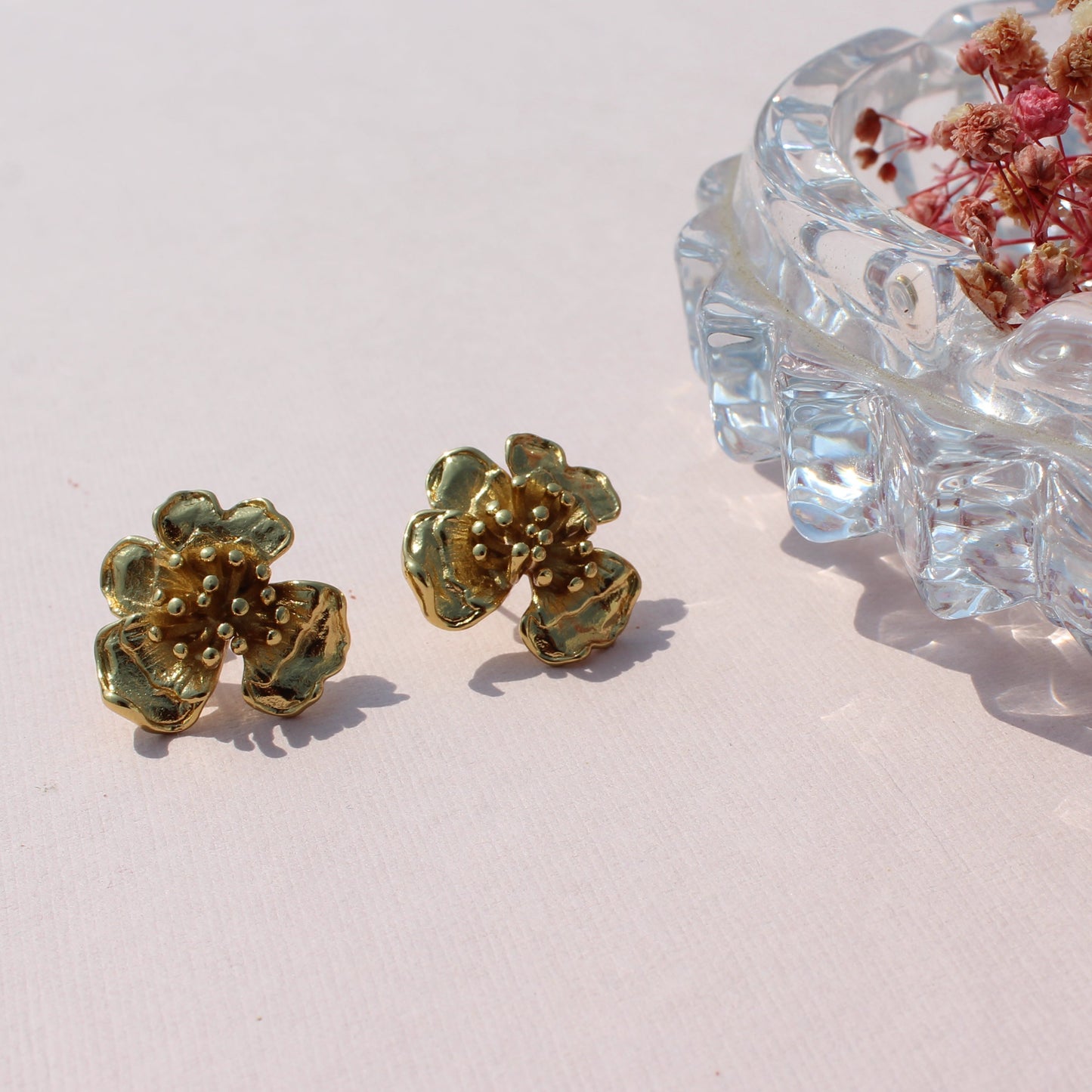 Anti-Tarnish Gold Plated Flower Tops