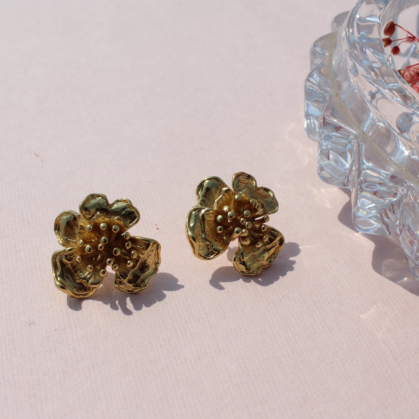 Anti-Tarnish Gold Plated Flower Tops