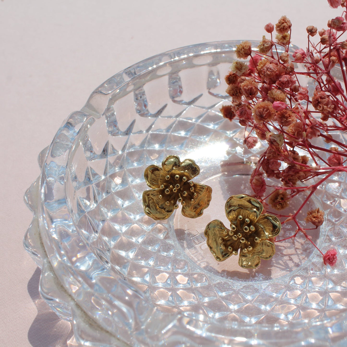 Anti-Tarnish Gold Plated Flower Tops