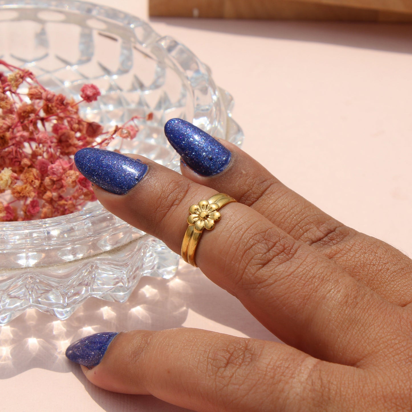 Anti-Tarnish Gold Plated Adjustable Flower Design Band