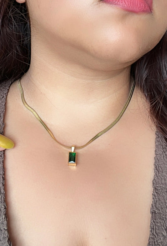 Kasturi Pendant Necklace
