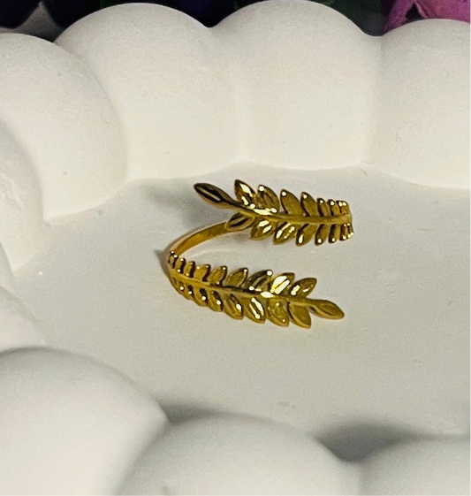 Anti tarnish leaf Band Adjustable Ring