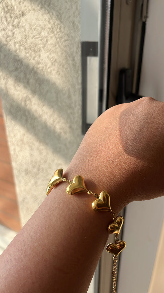 Demi Fine Chunky Heart Bracelet
