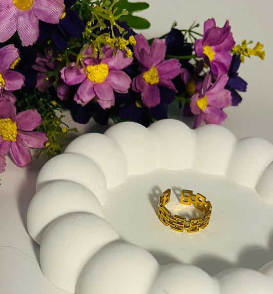 Adjustable Jaali Band Ring