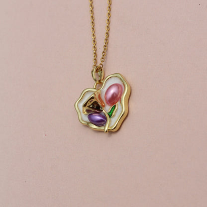 Anti Tarnish Gold Plated Necklace with Heart Shaped Vintage Pendant