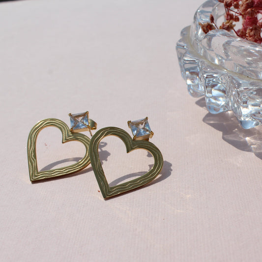 Anti-Tarnish Gold Plated Gemstone Heart Dangler